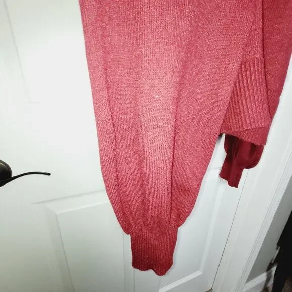 The Drop Lucyswhims Sweater Large Red Side Button Turtleneck Cropped Balloon - Picture 3 of 12